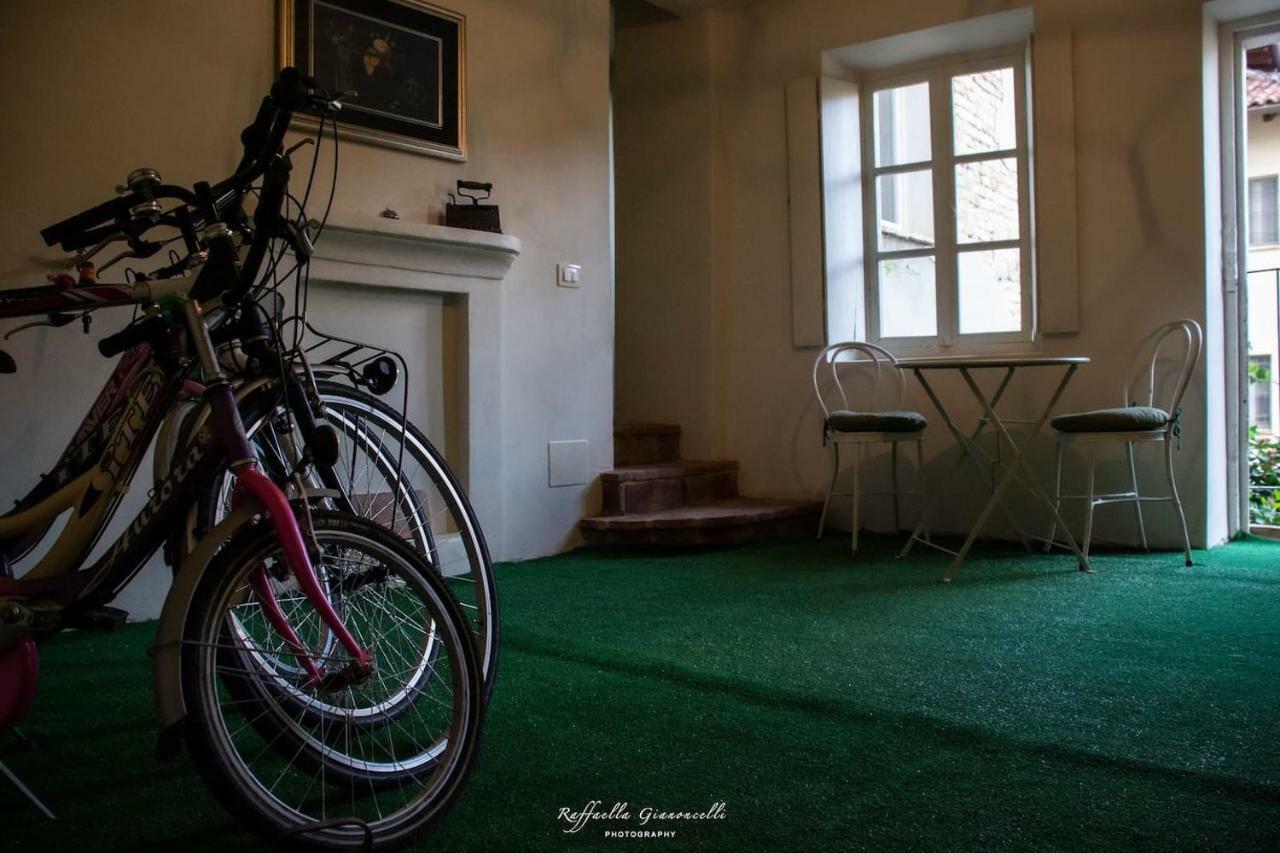 Lunesco Alloggio Divino, Chambre D'Amis Lu (Piedmont) Luaran gambar